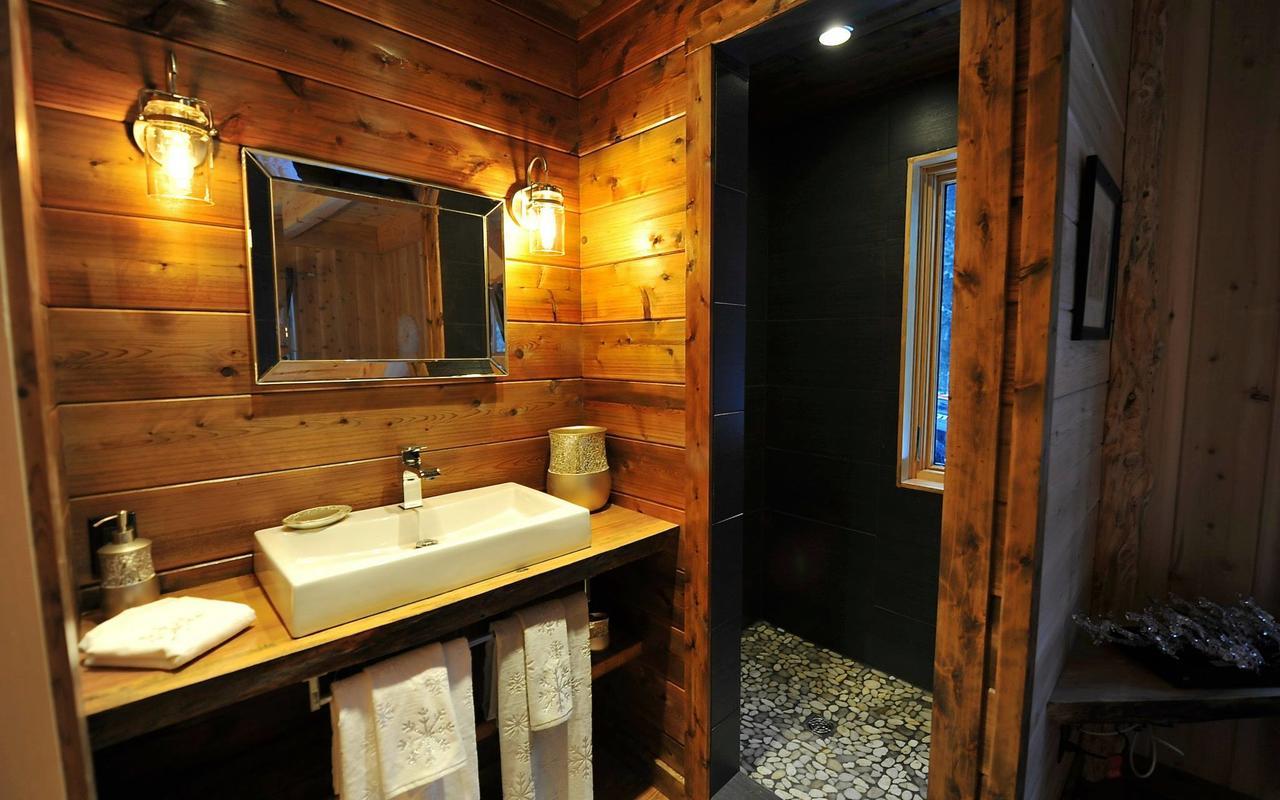 Les Bouleaux - Les Chalets Spa Canada Ла Мале Екстериор снимка